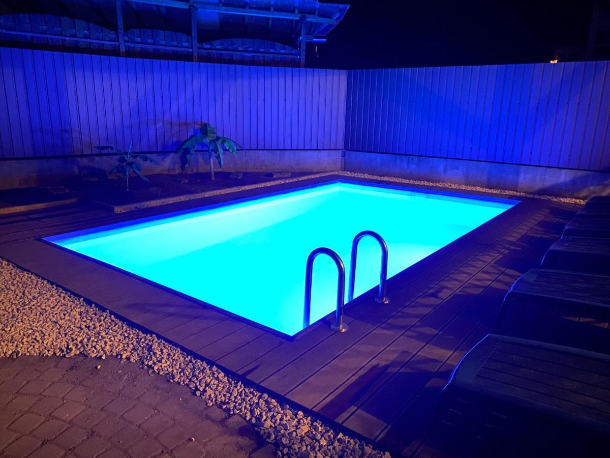 Veronika Lux Apartman Hajduszoboszlo Bagian luar foto